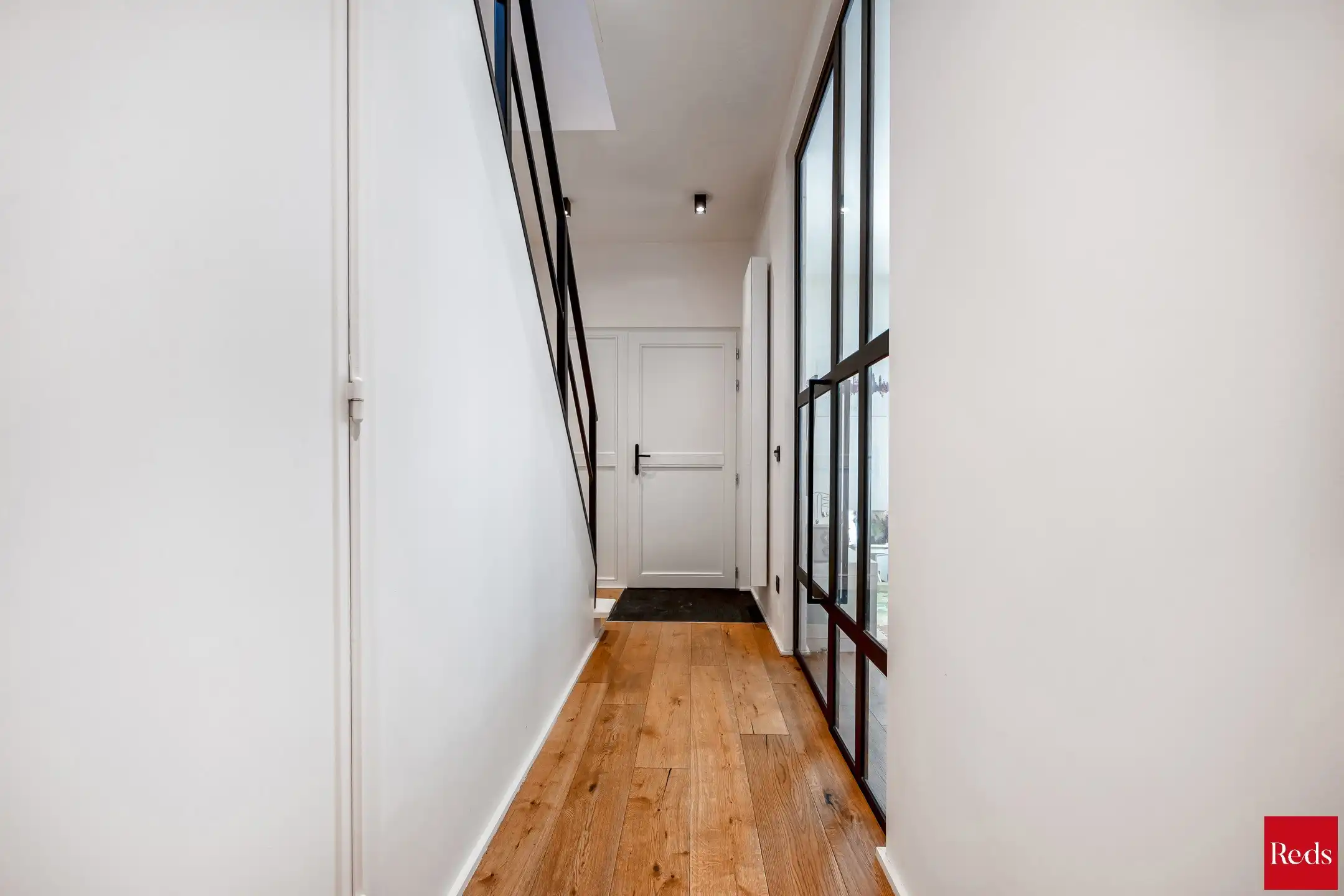Stijlvolle woning op groene toplocatie nabij het centrum foto 5
