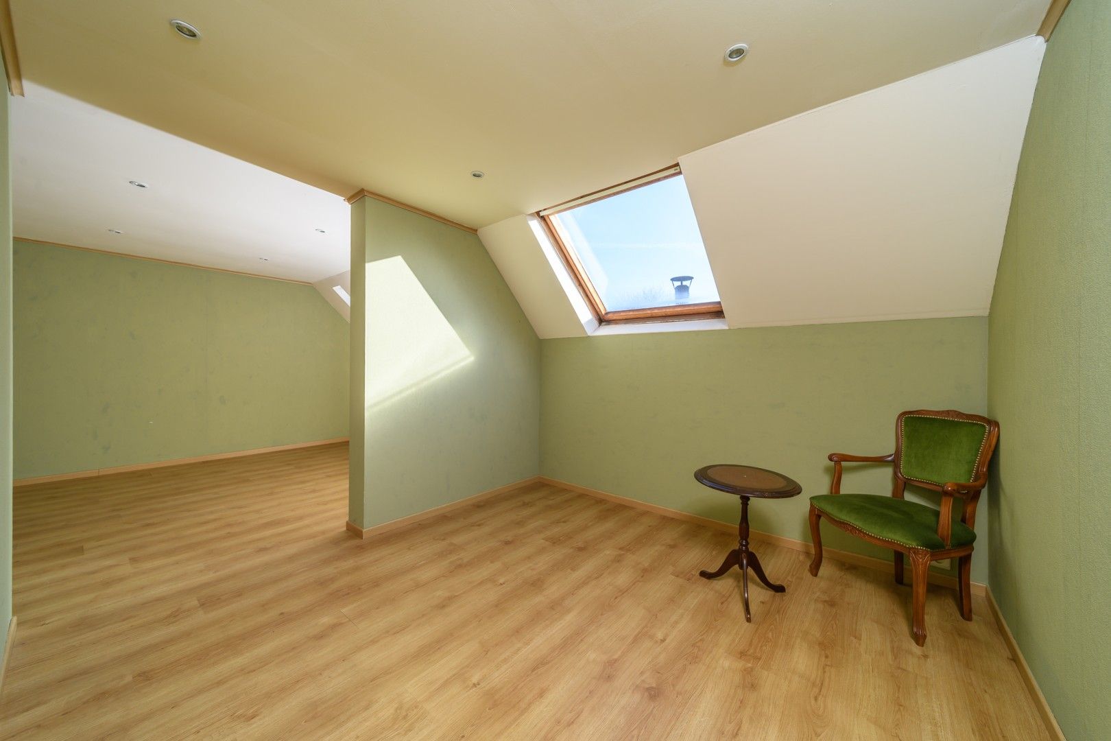 Te renoveren hoekwoning met tal van mogelijkheden te Mere foto 13