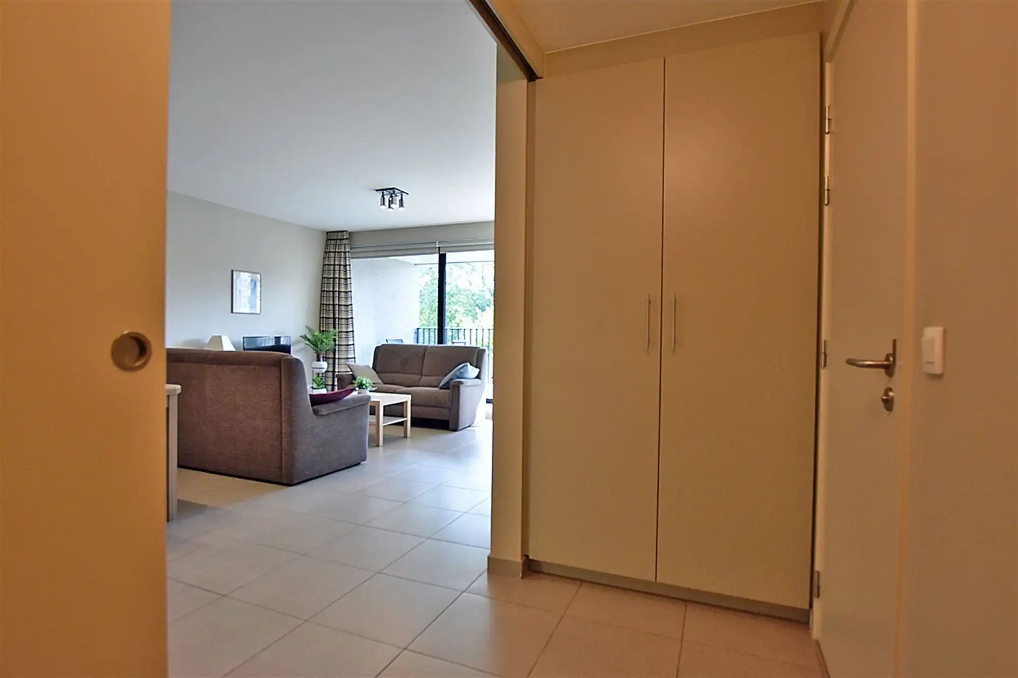 APPARTEMENT met 1 slpk, terras, overdekte staanplaats & kelderberging  foto 2