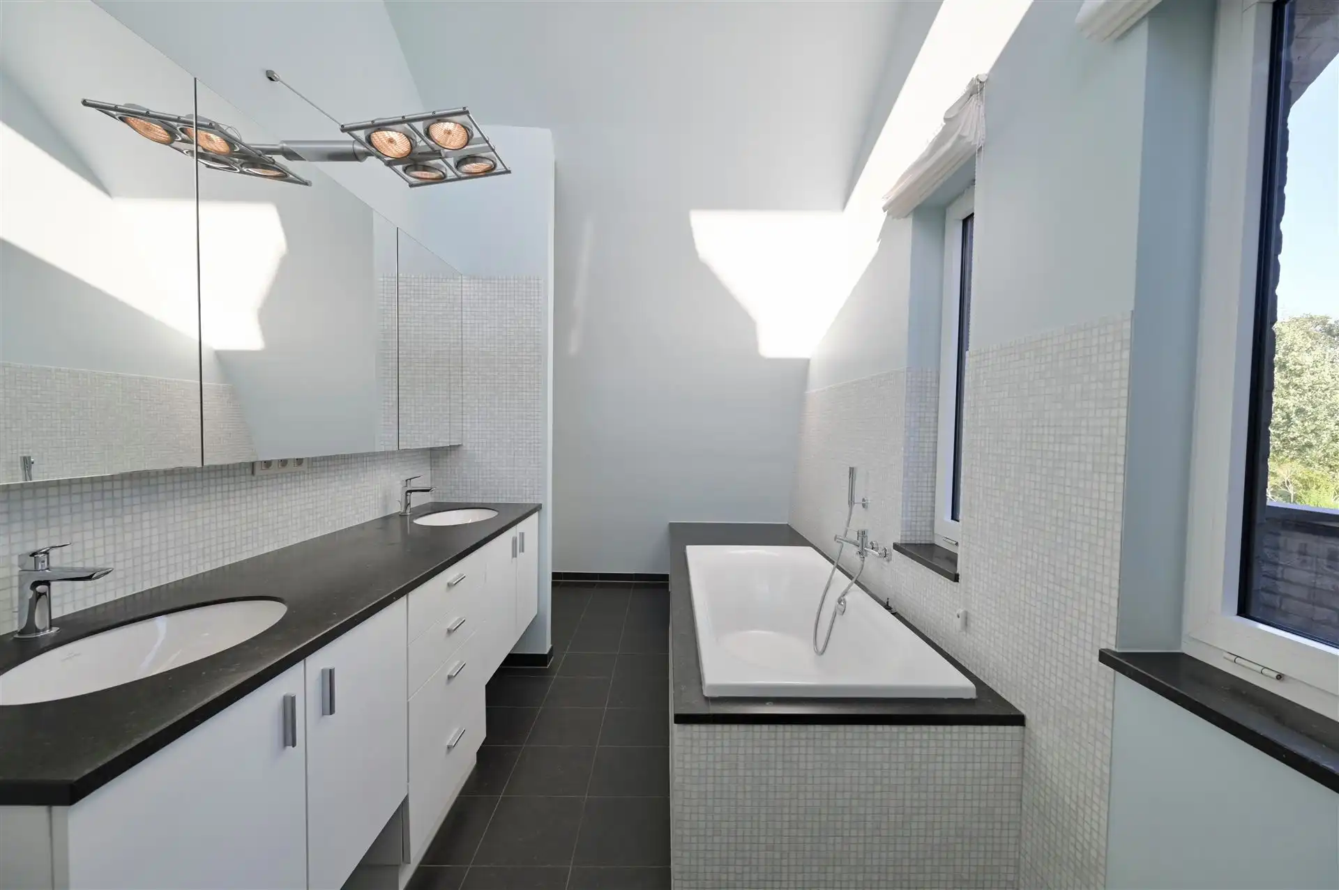 Royale, stijlvolle villa op 4.022 m² in Herselt foto 29