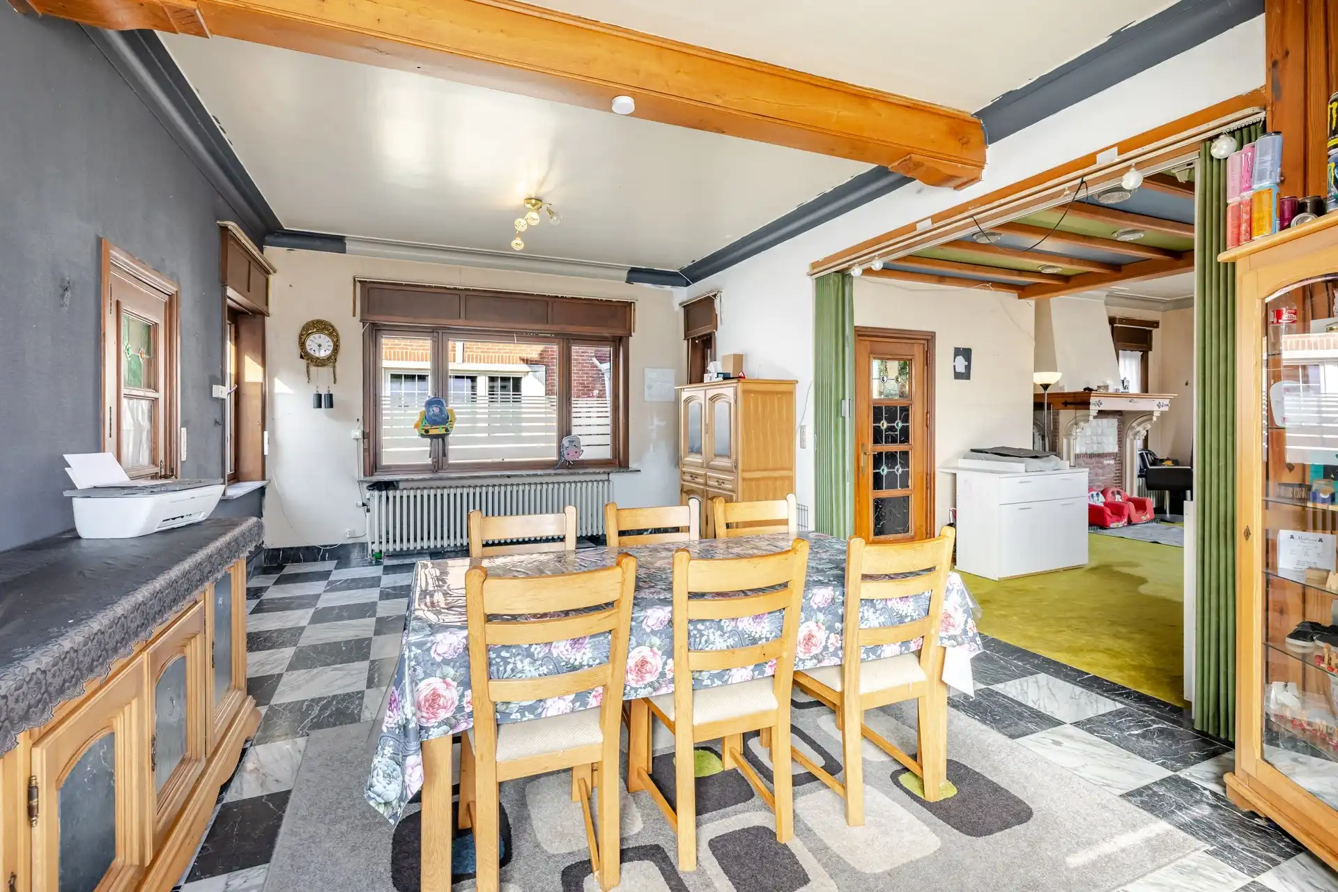 Ruime gezinswoning met 5 slaapkamers te Heldergem foto 4