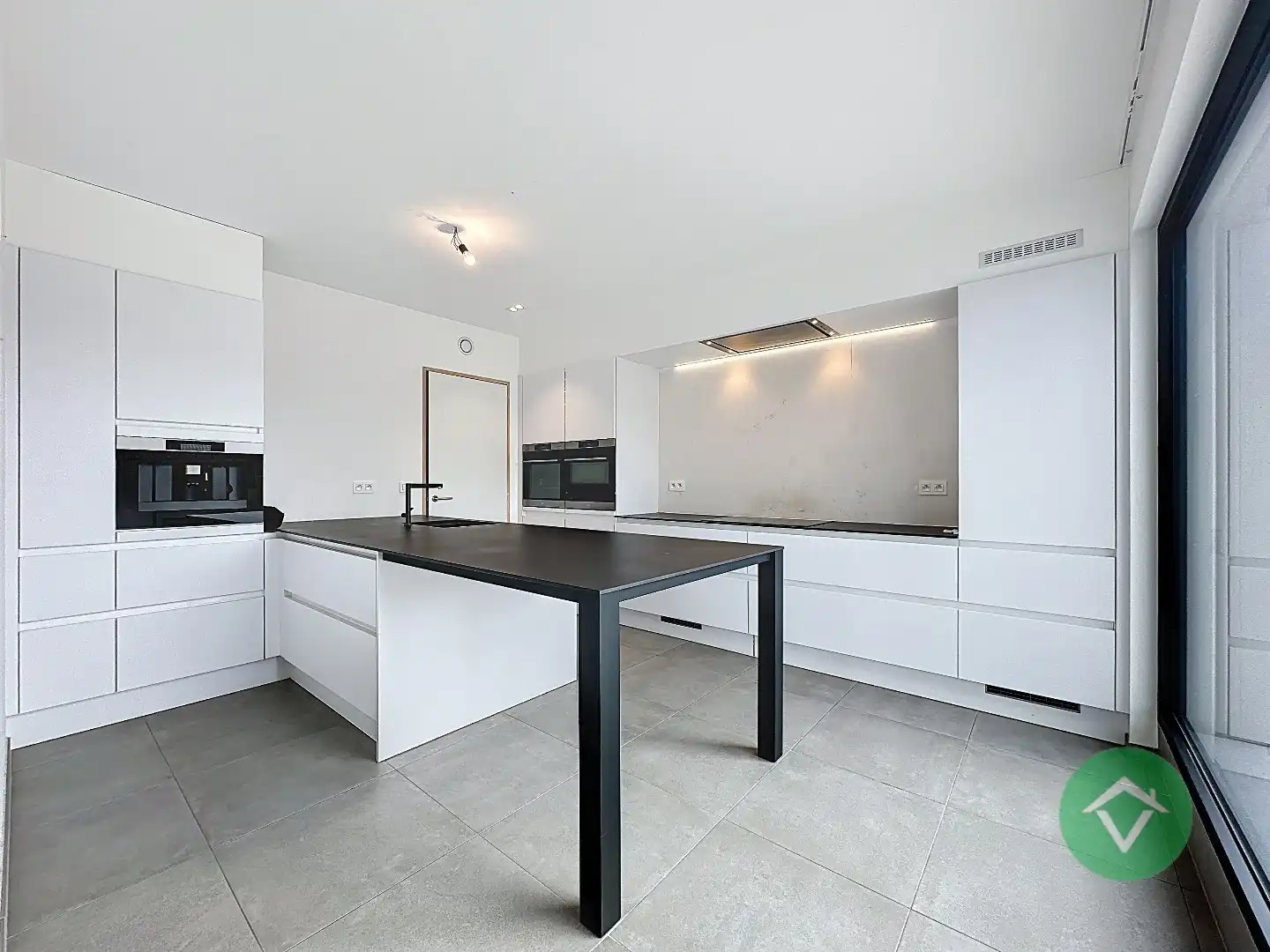 Prachtig dakappartement te Koekelare. foto 12