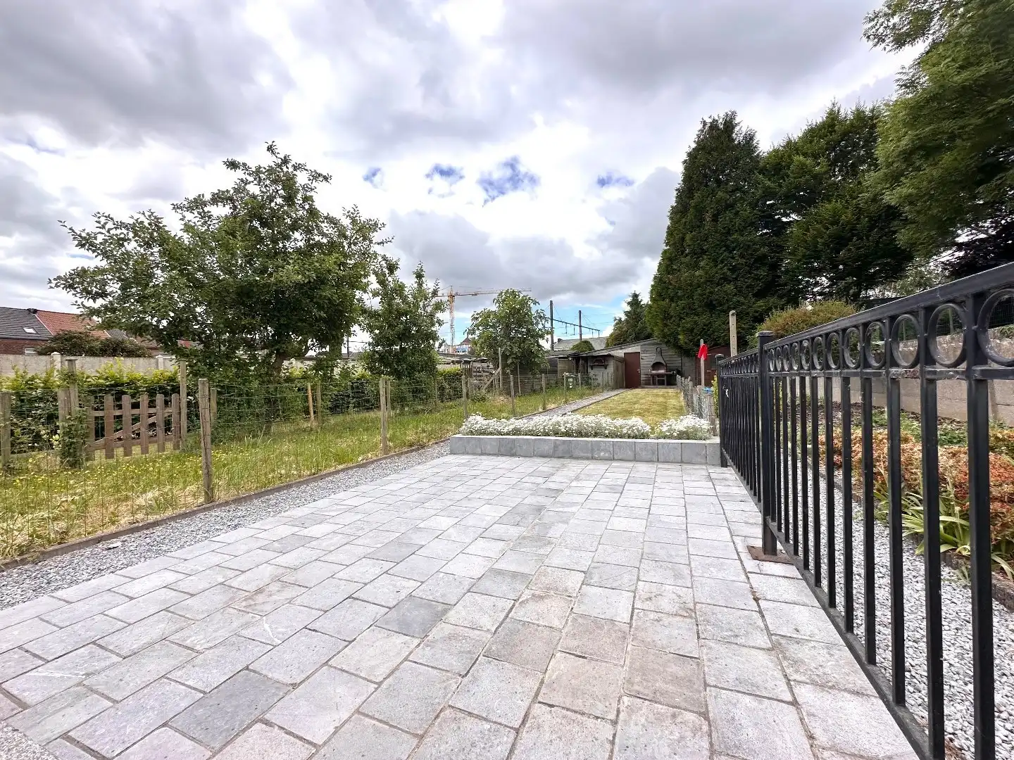 Volledig gerenoveerde woning met garage, tuin en 8 zonnepanelen in hartje Tongeren! foto 19