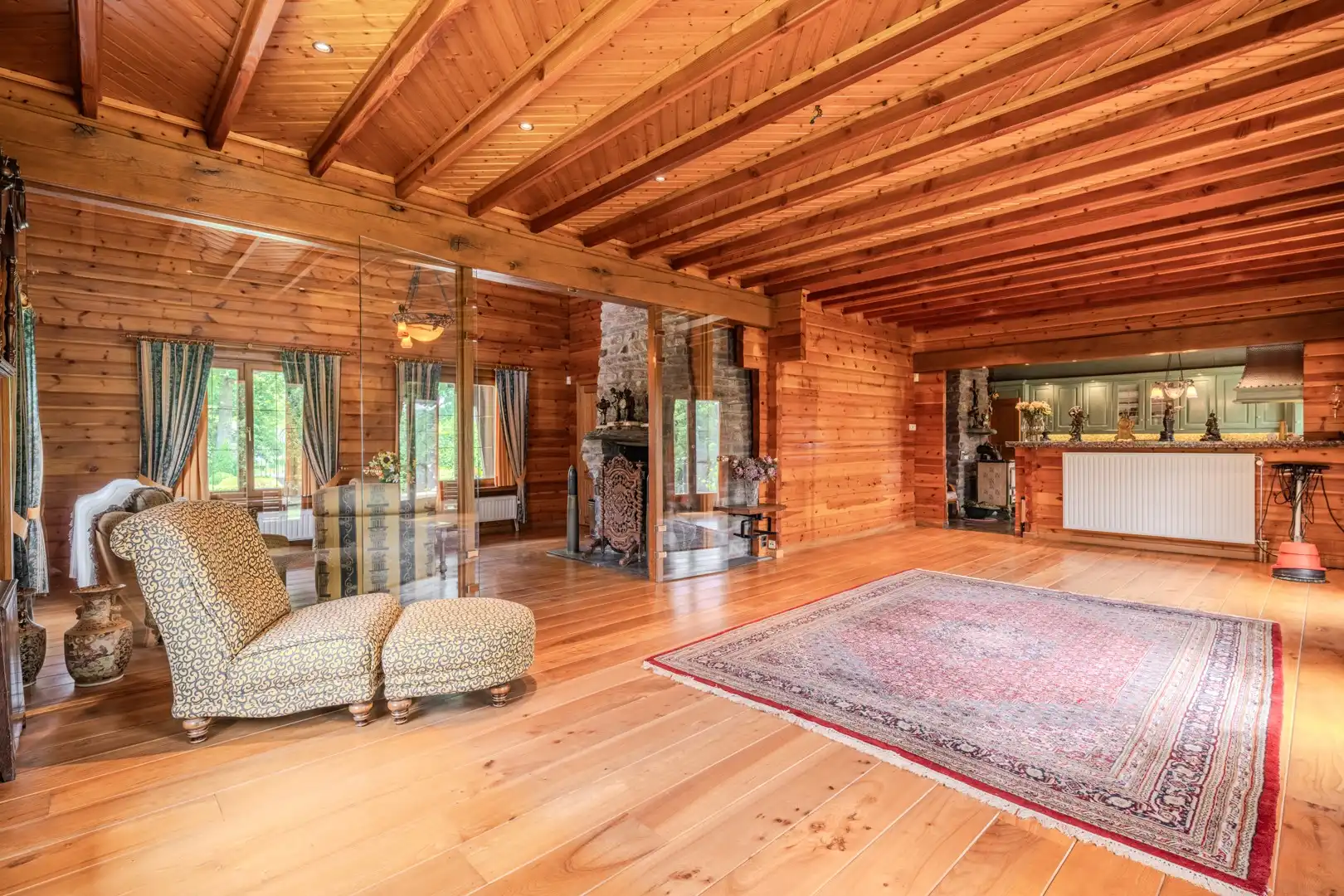 Ruime villa met mooie tuin foto 10