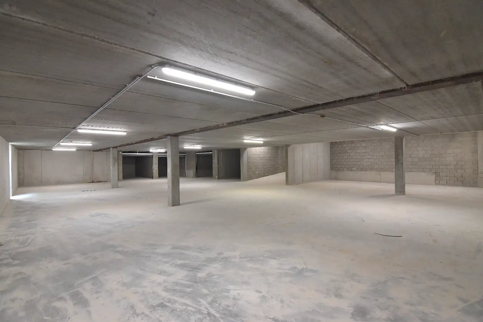 2-slpk appartement met ondergrondse parking te Sint-Michiels foto 14