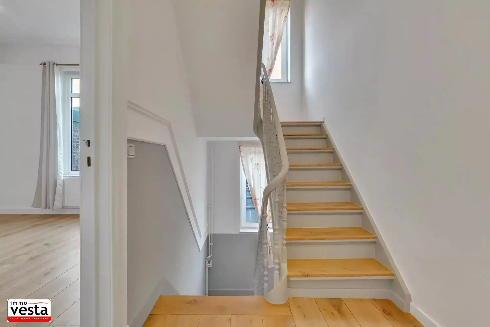 Goed gelegen, energetisch gerenoveerde stadwoning foto 18