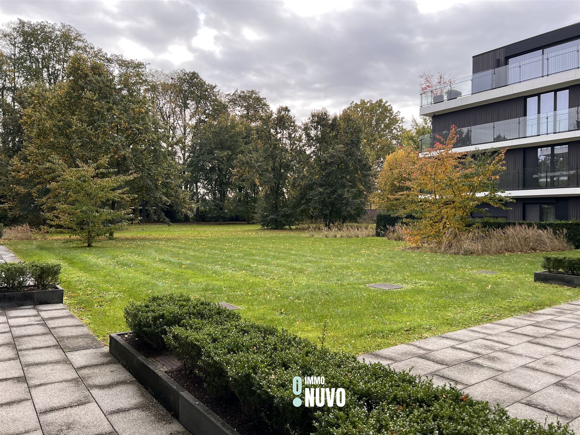 Rustige gelegen gelijkvloers appartement met 2 slaapkamers  foto 11