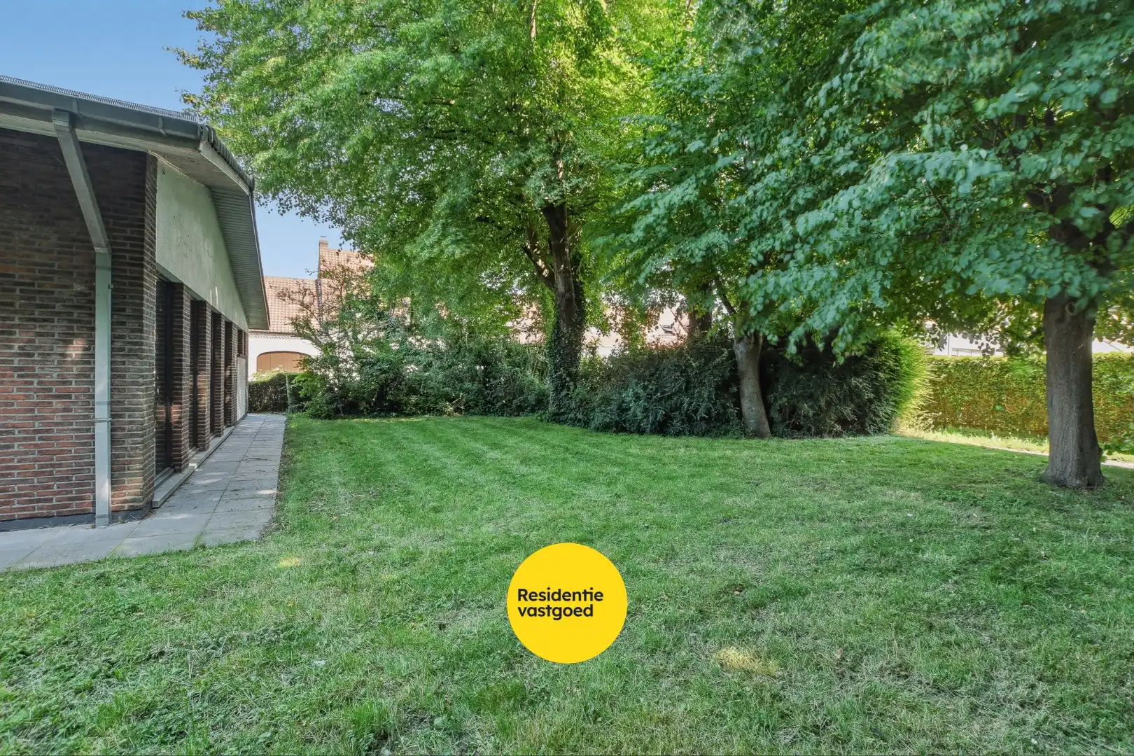 Voormalig dienstencentrum met ruime indeling en residentieel potentieel - Lissewege  foto 4