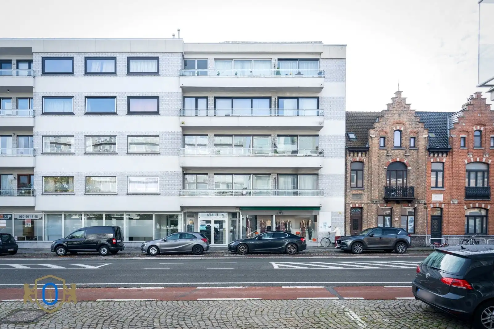 Instapklaar 1-slpkr appartement met terras foto 29