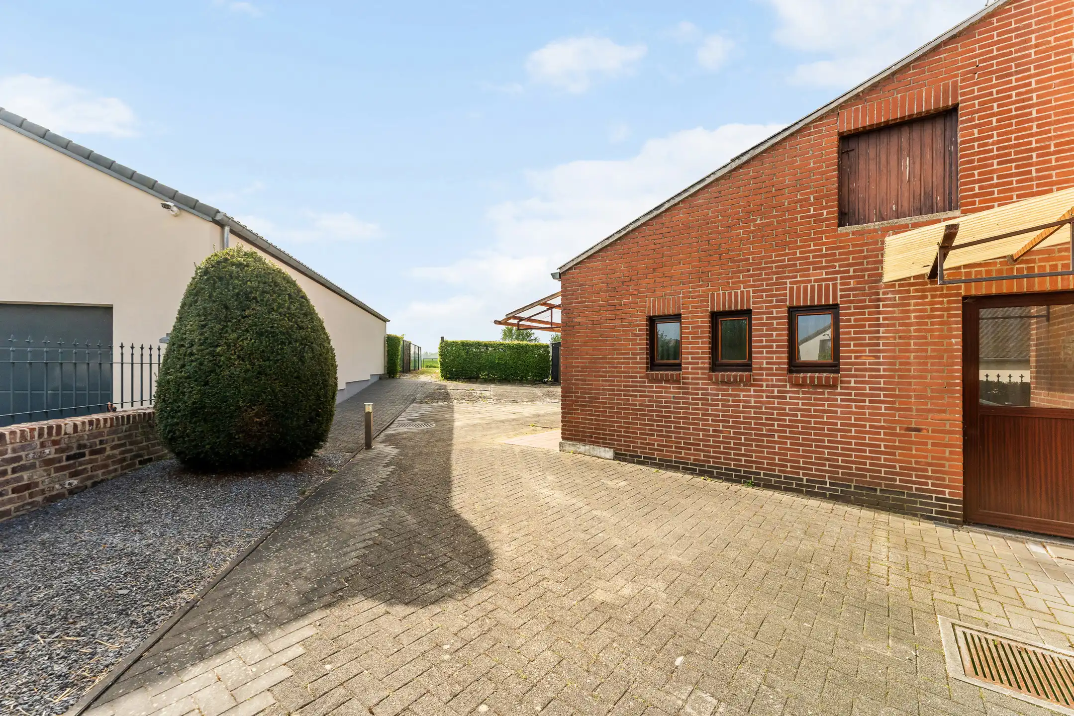 Vrijstaande woning op een steenworp van Maastricht foto 20