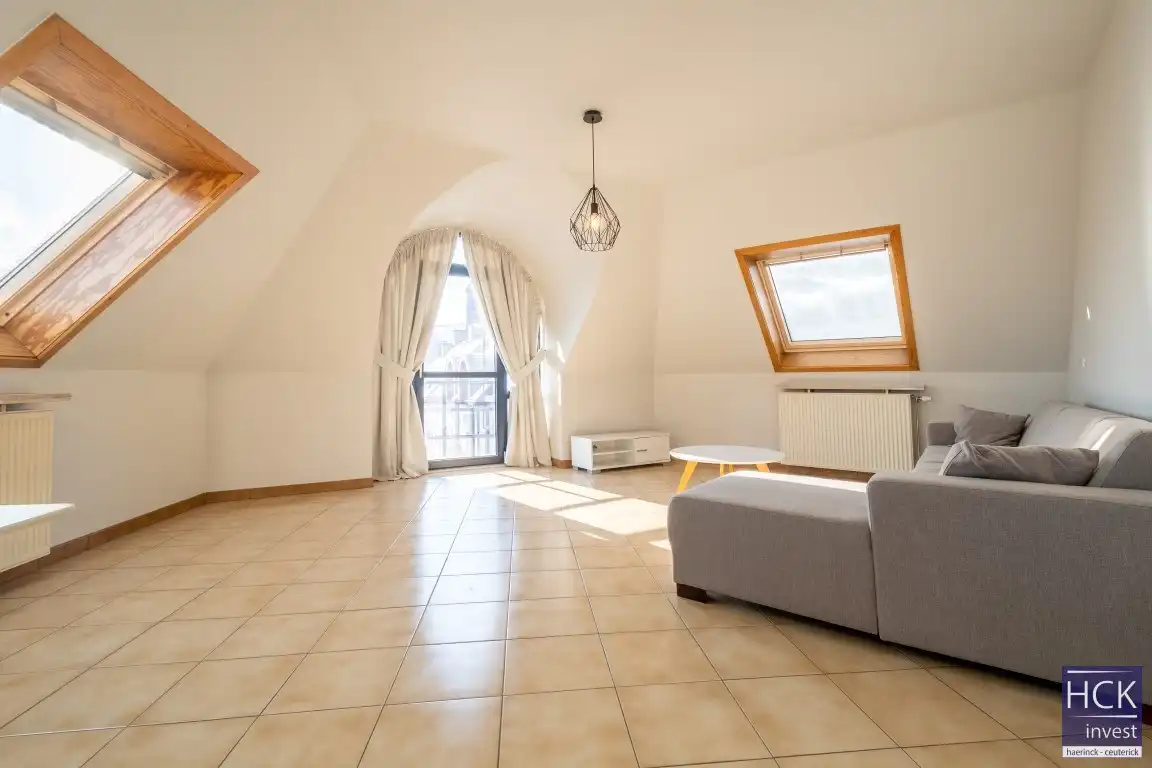 KRUISHOUTEM - Lichtrijk appartement met 2 SLPK. op topligging foto 4