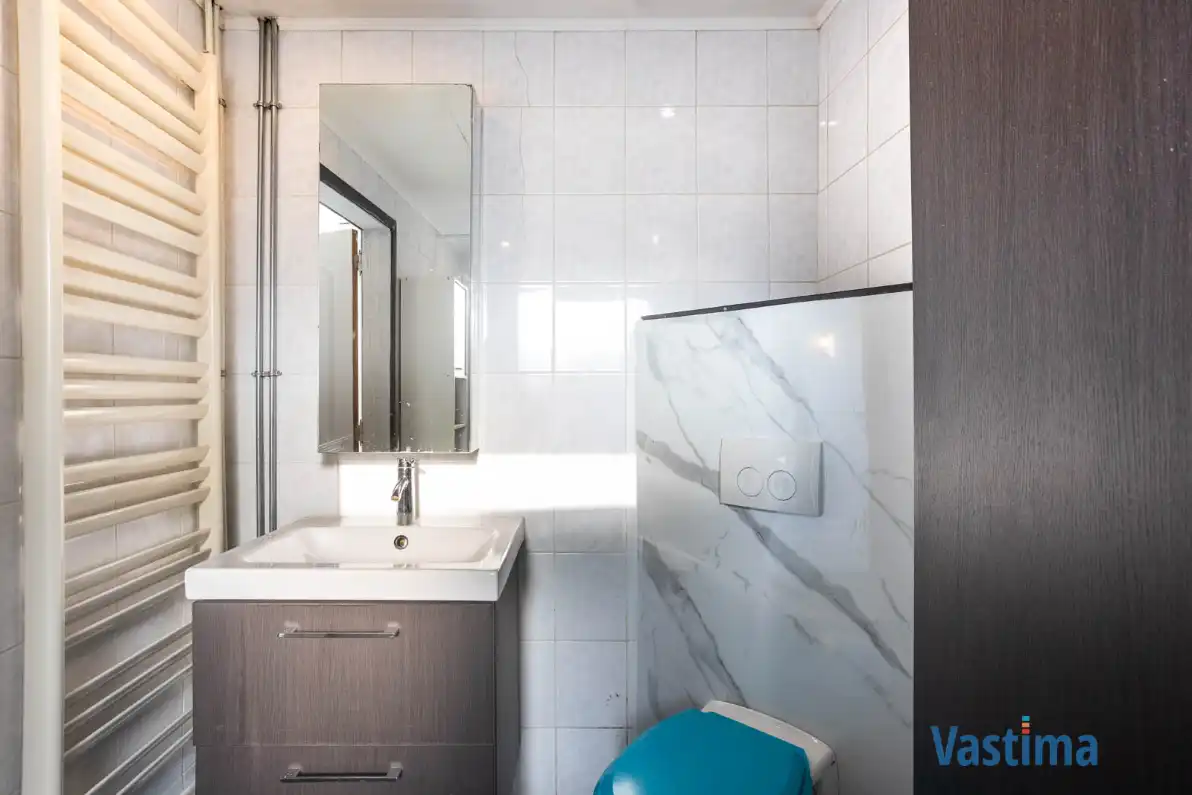 Lichtvolle starterswoning met zuid gerichte tuin foto 13