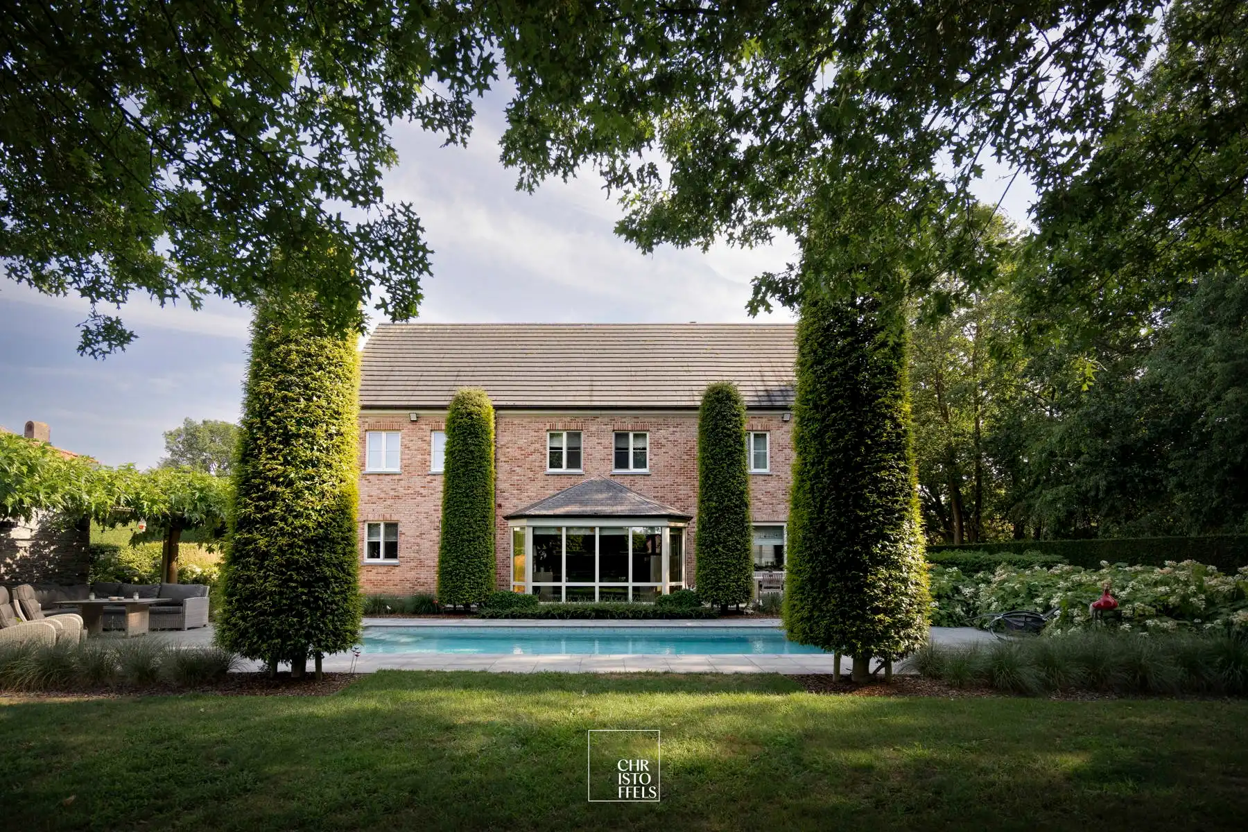 Exclusieve villa van 458m² met buitenzwembad op een perceel van 2.231m² foto 31