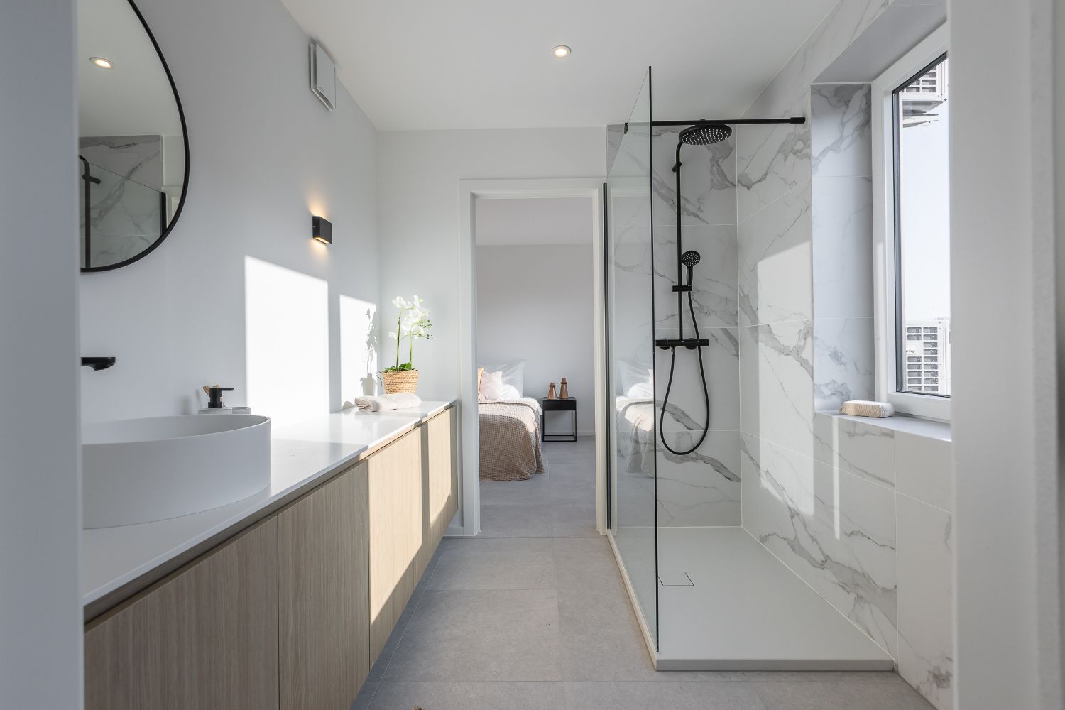 Gerenoveerd twee slaapkamer appartement foto 13