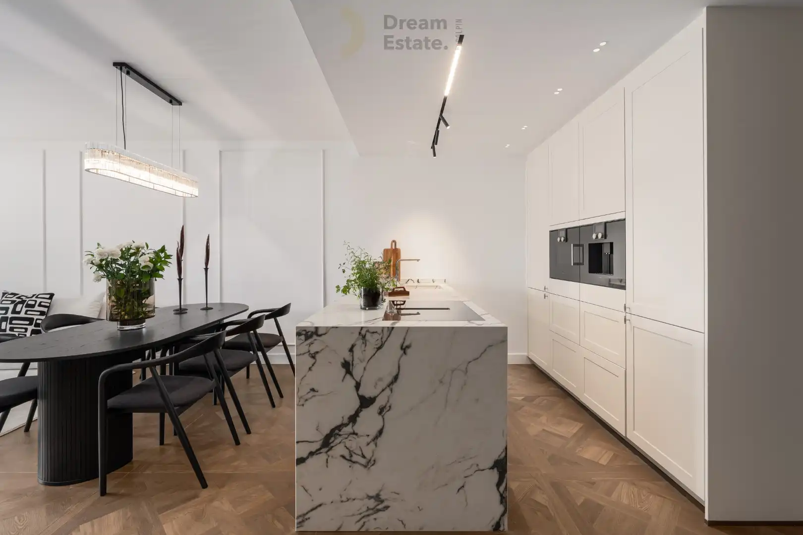 Verfijnd appartement aan het strand van de Golden Mile te Marbella. foto 21