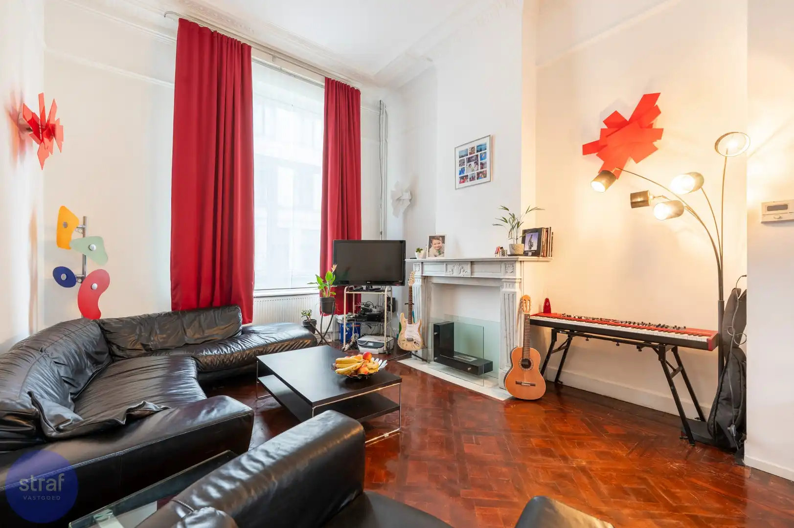 Klassevol Herenhuis met 6 slaapkamers met grote zonnige tuin foto 4