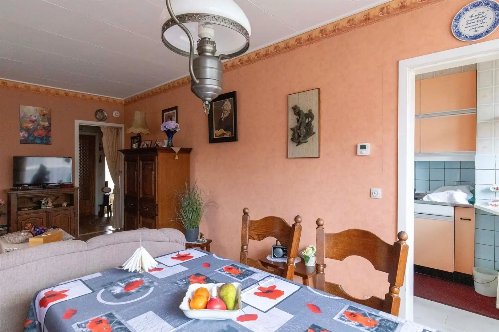 Gelijkvloersappartement met naastgelegen garage foto 7