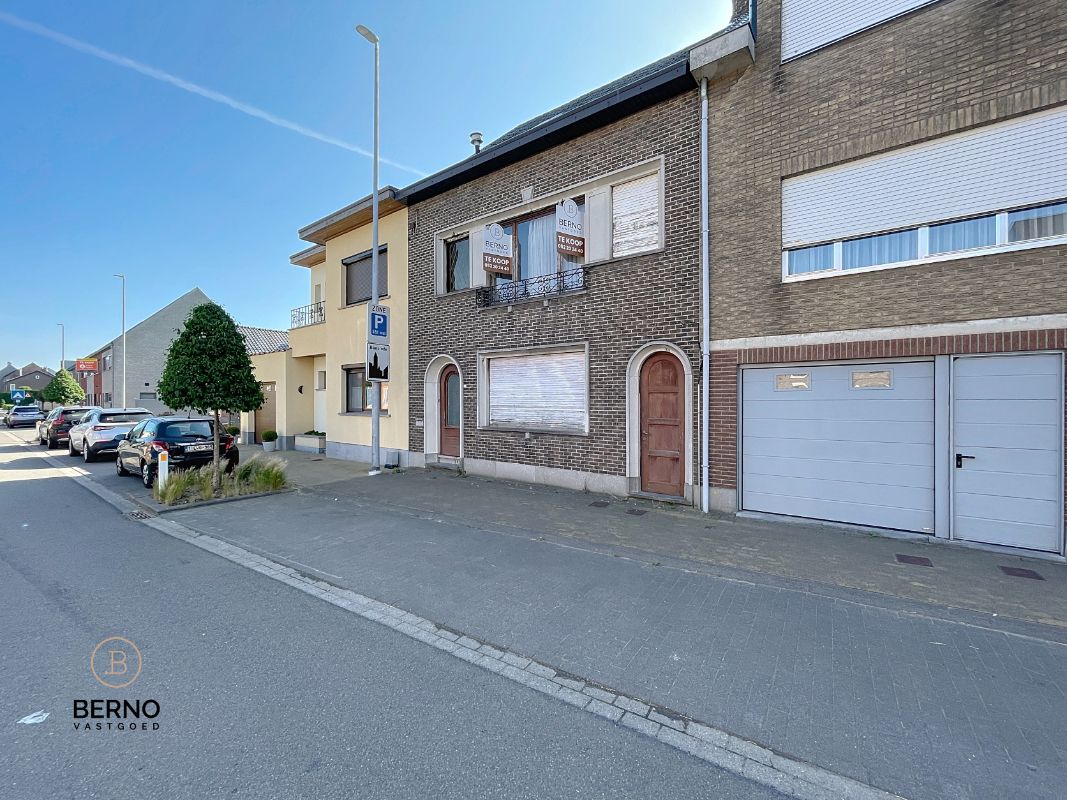Hoofdfoto van de publicatie: Statige, ruime woning met mooie tuin