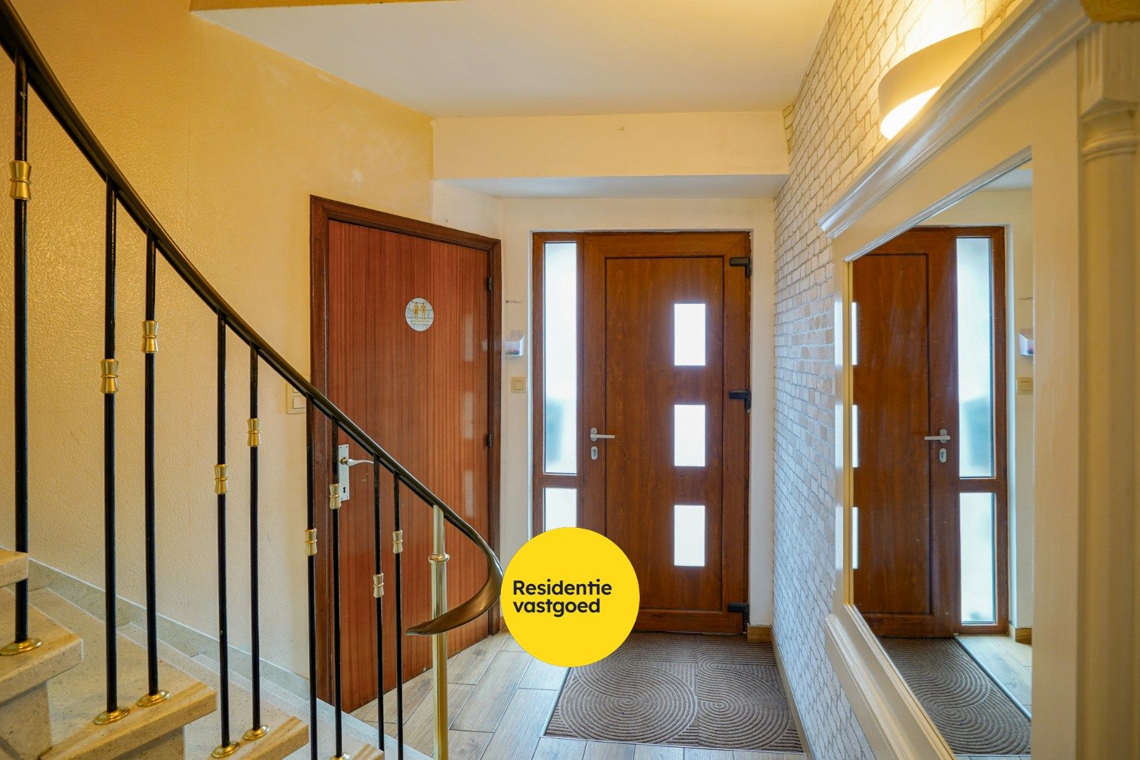 Ruime, energiezuinige gezinswoning met 6 slaapkamers en zonnige tuin in Oostende foto 10