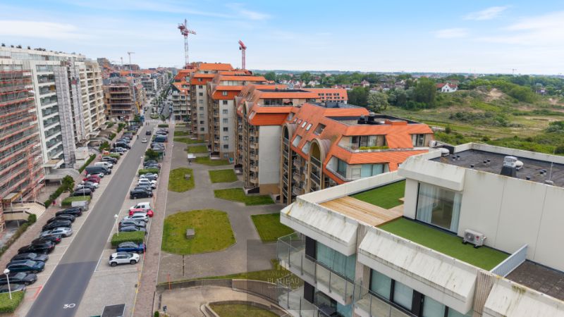 Vernieuwd dakappartement met zeer groot dakterras. foto 38