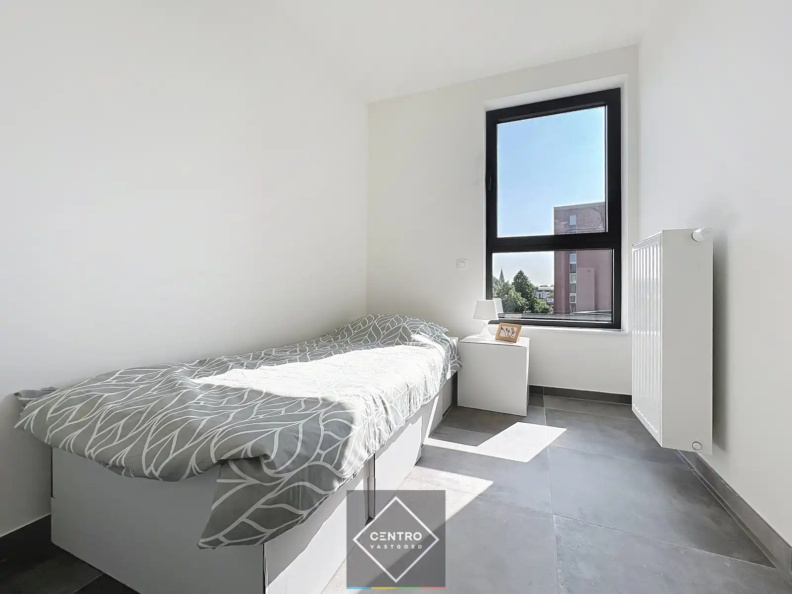 Penthouse (100m²) met RUIME terrassen (33m²) in kleinschalig project pal in het CENTRUM van Kortrijk ! Aankoop aan 6% BTW  mogelijk! foto 17