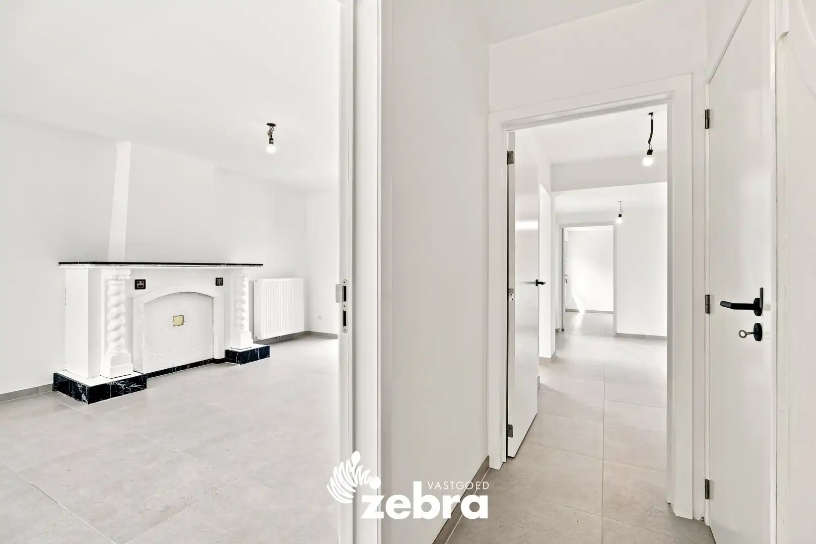 Gerenoveerde woning met uitweg op een rustige ligging in Izegem! foto 6