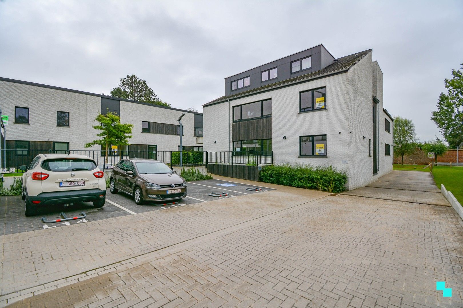 Gelijkvloers nieuwbouw appartement in dorpskern Gits foto 15