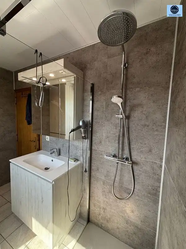 ENERGIEZUINIGE DUPLEXAPPARTEMENT MET 3 SLAAPKAMERS foto 8