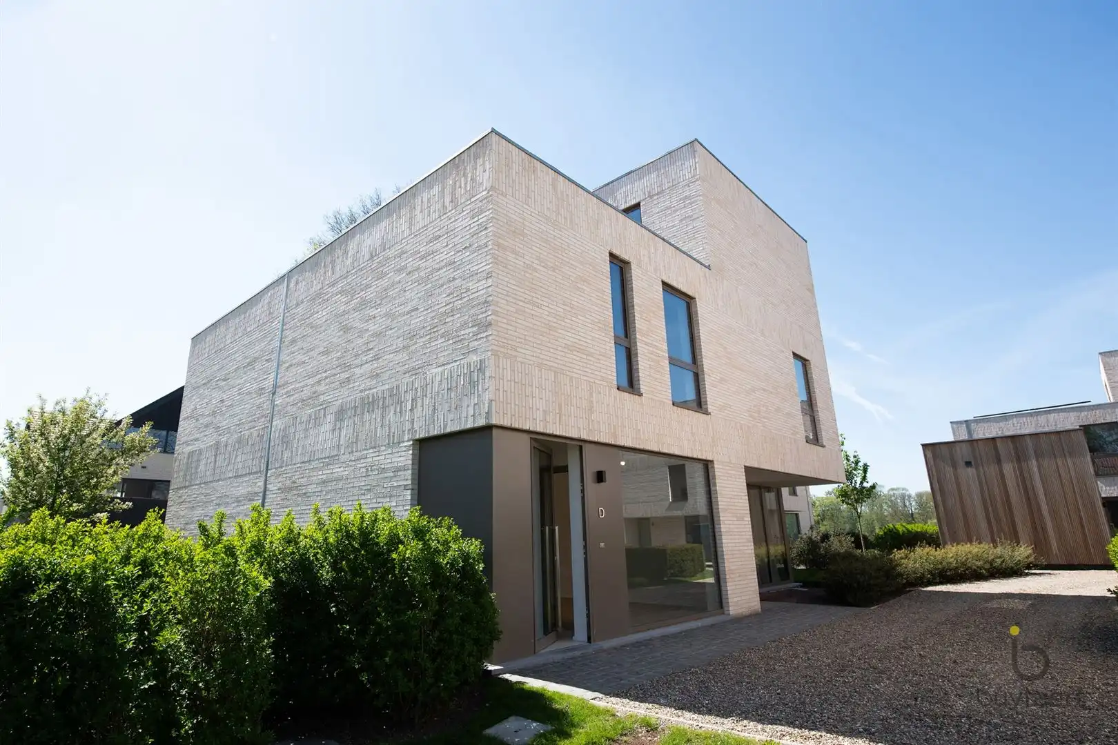 Energiezuinge woning met 3 slpks te s'Gravenwezel. foto 4