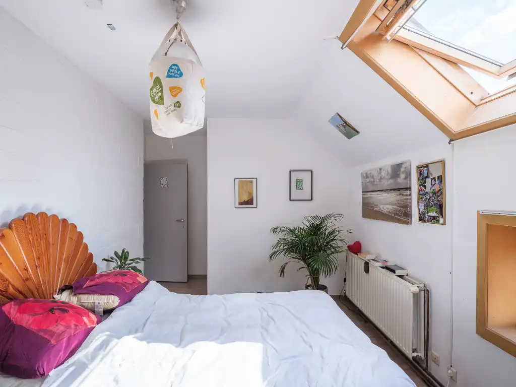 Opbrengsteigendom met 4 studentenkamers en 2 appartementen nabij het Rabot en de Tondeliersite foto 15