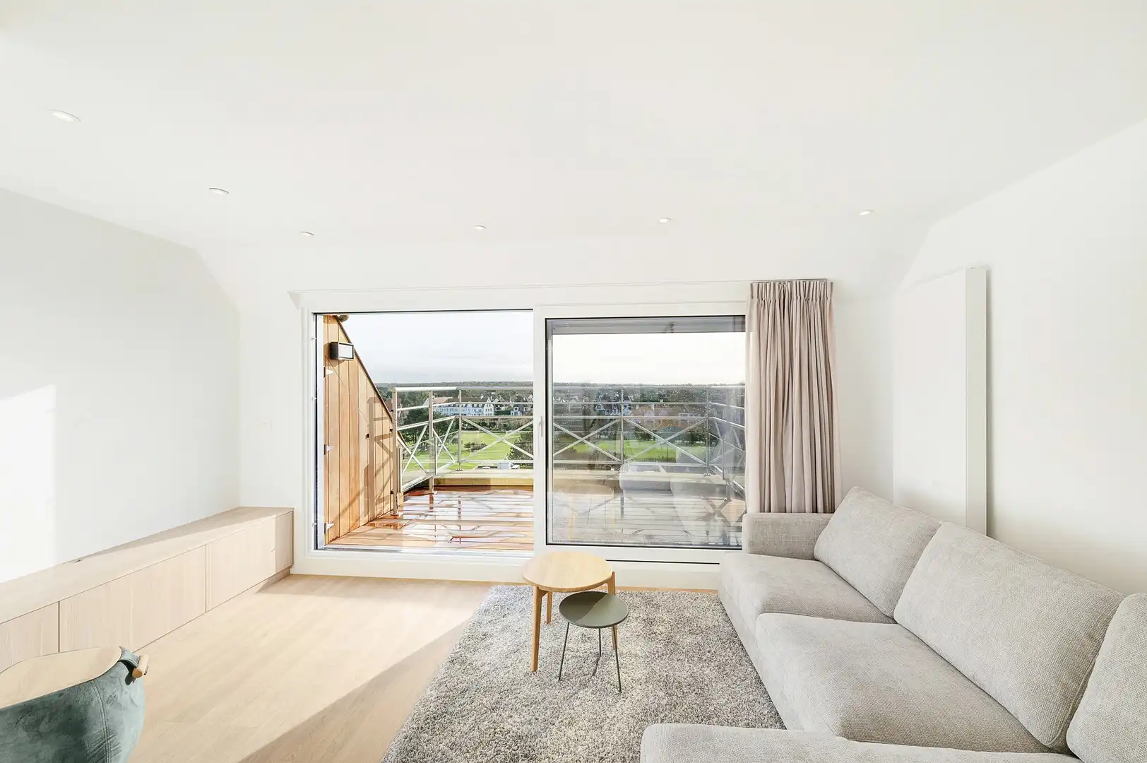 Zonnig gerenoveerd duplex penthouse appartement te Zoute foto 10