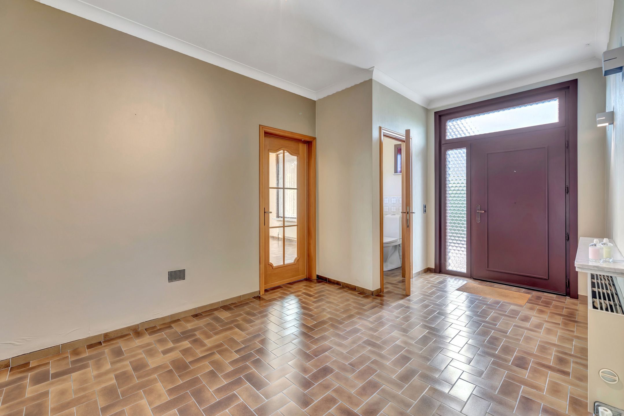 Statige villa op ruim perceel te Sint-Martens-Leerne (Deinze) foto 3