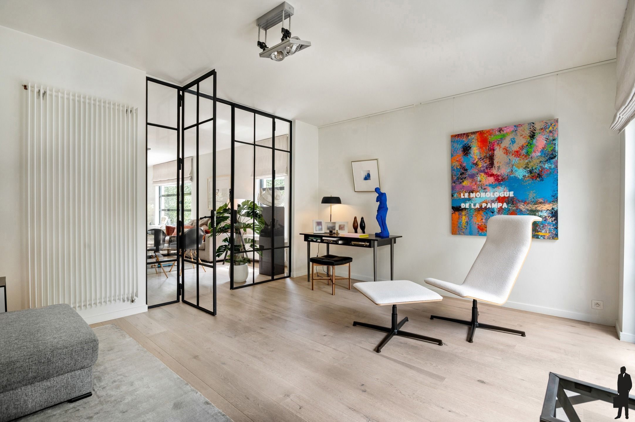 Prachtige familie villa op toplocatie met zwembad en ZW tuin foto 10