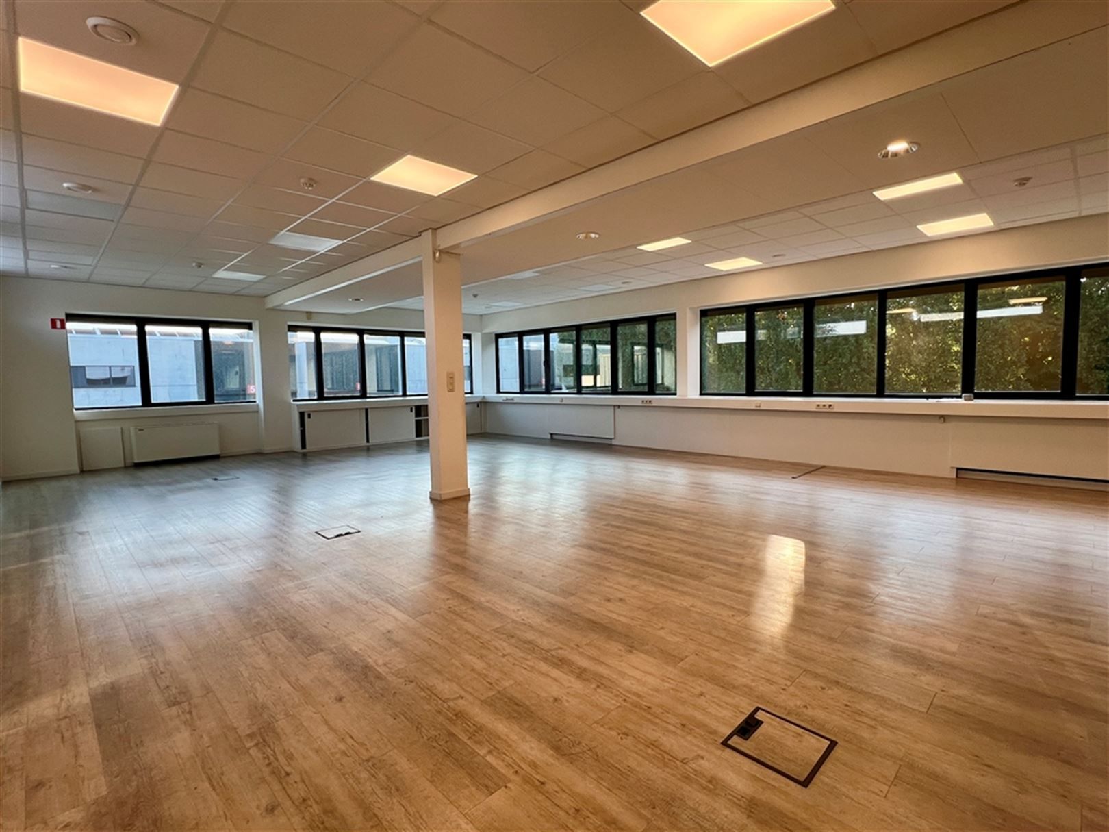 Kantoren op uitstekend bereikbare ligging  foto 4