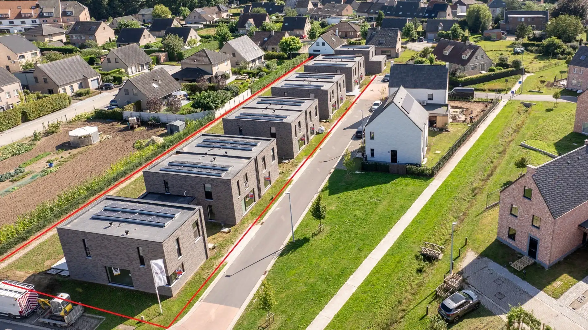 HALF OPEN NIEUWBOUW BEN-WONING MET 3 SLK, GARAGE, TERRAS EN TUIN foto 23