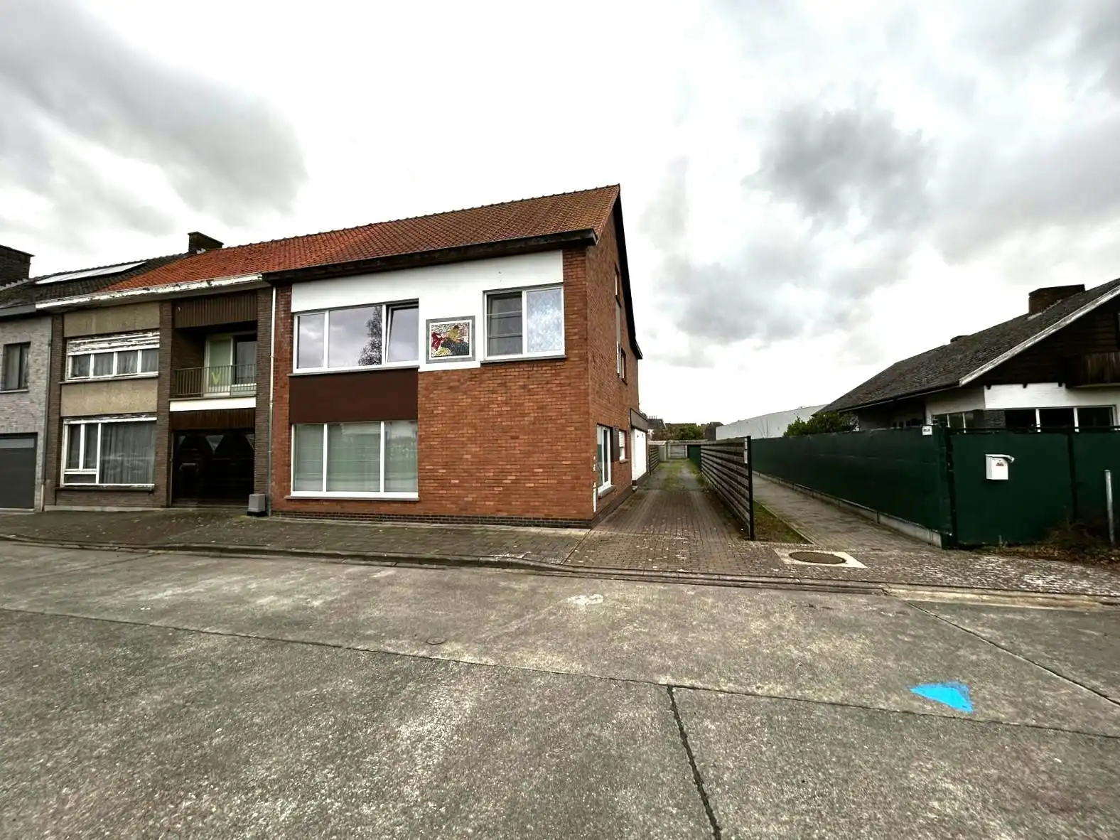 Gebouw te koop Priester Joris Eeckhoutlaan 8 - 9800 Deinze