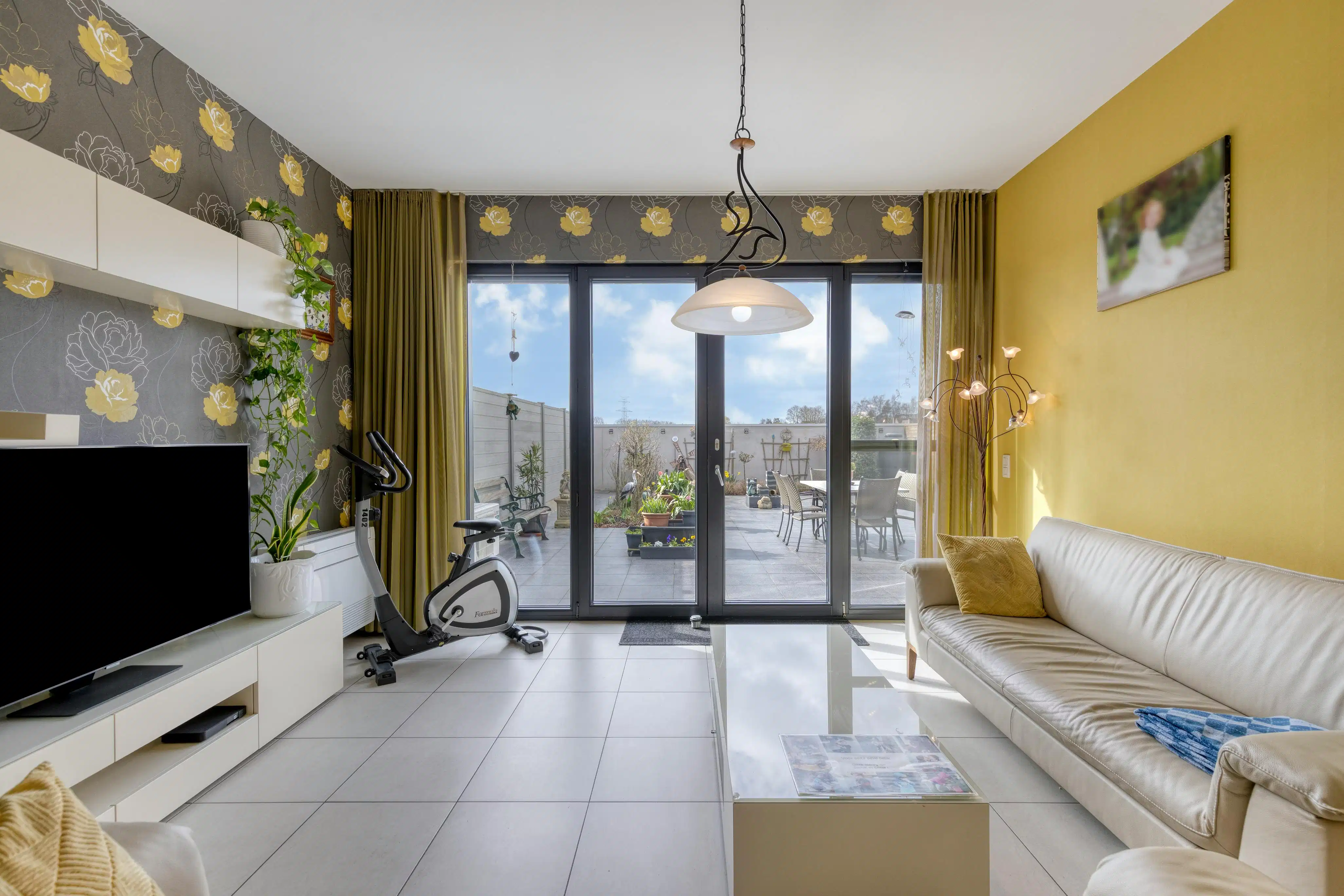Appartement met ruim terras te koop in Zedelgem foto 6