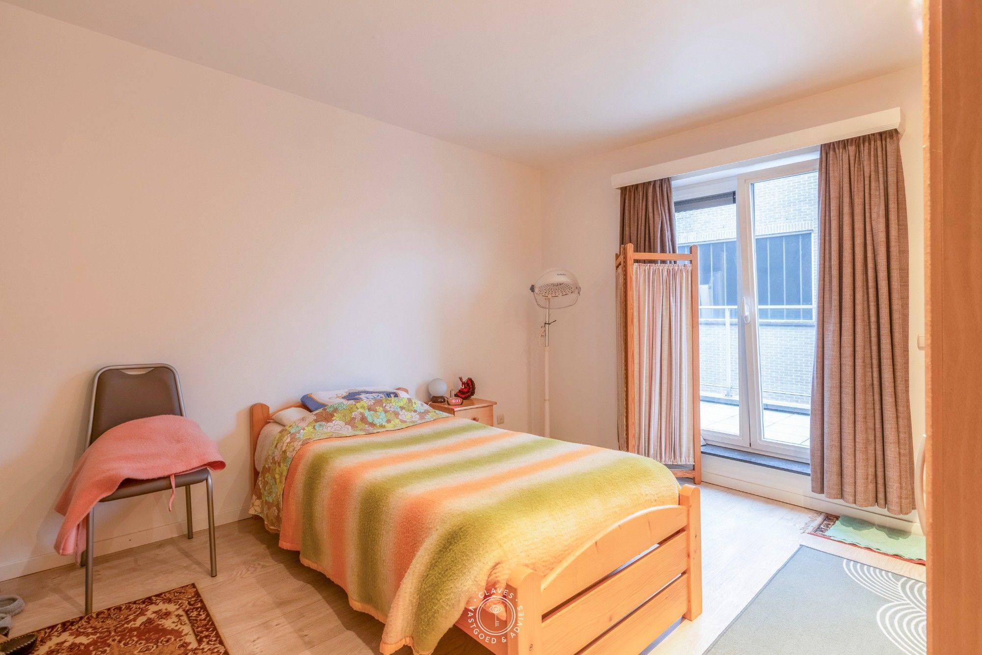 Centraal gelegen appartement met twee terrassen en autostaanplaats foto 13