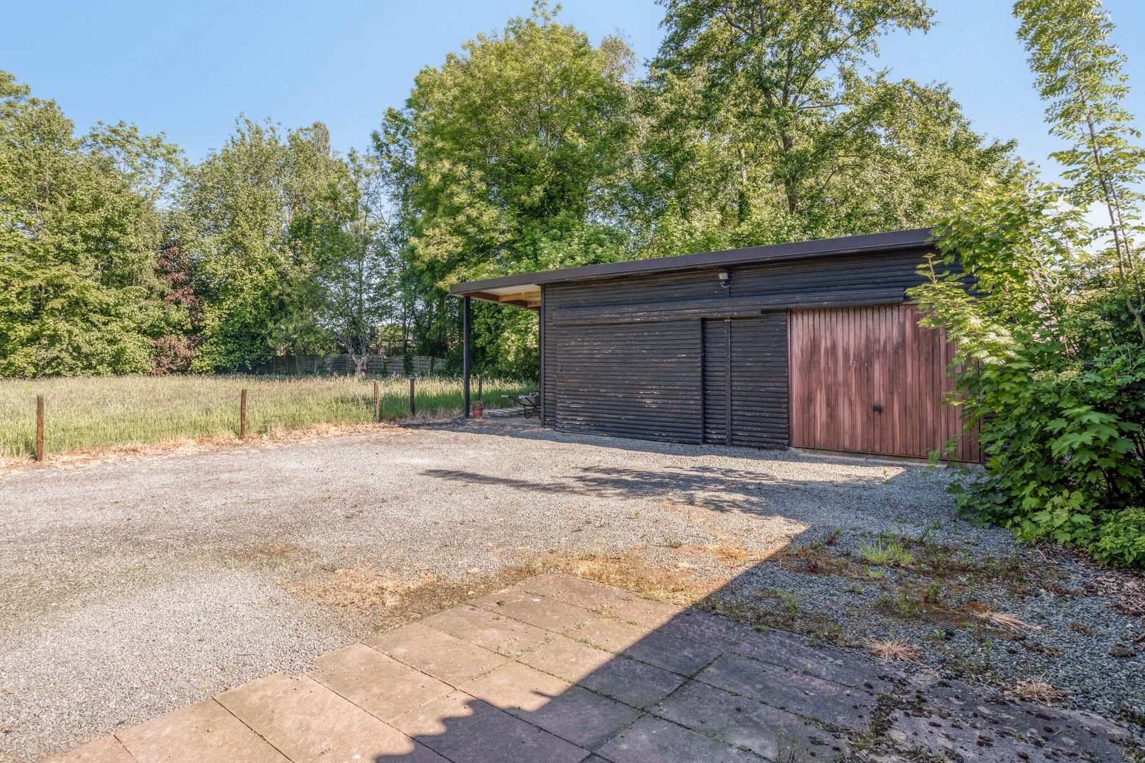 Instapklare Woning met Vergunde Loods en Kantoorruimte! foto 23