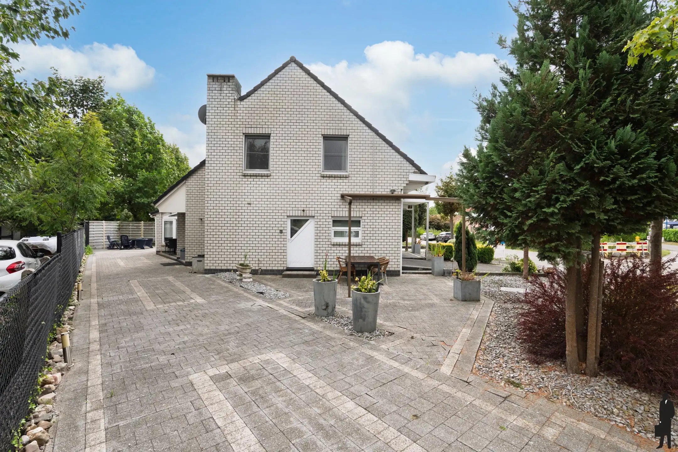 Uitzonderlijk gelegen woning aan Jachthaven kanaal Beverlo foto 16