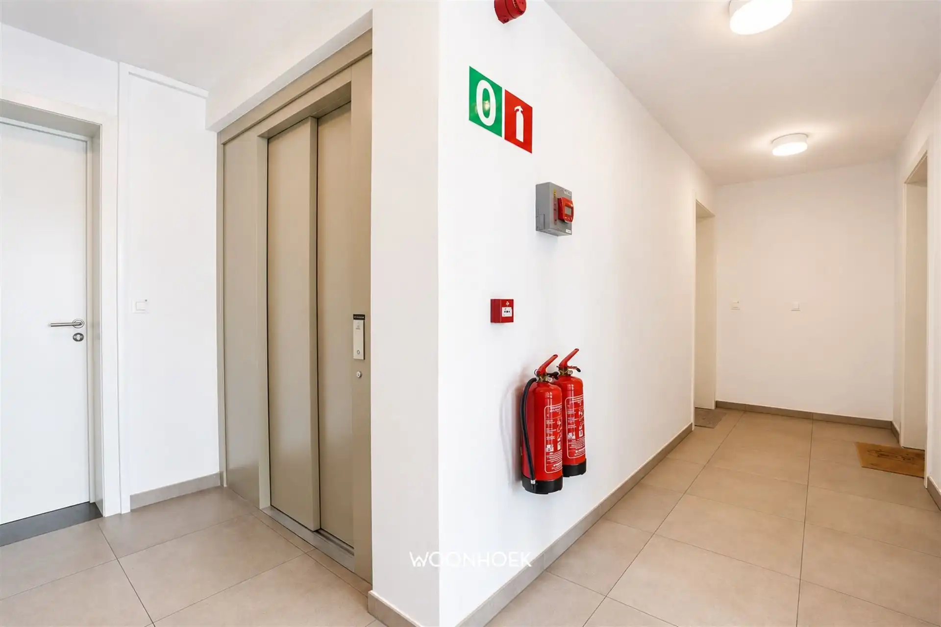 Lichtrijk, energiezuinig appartement met gezellig terras  foto 17