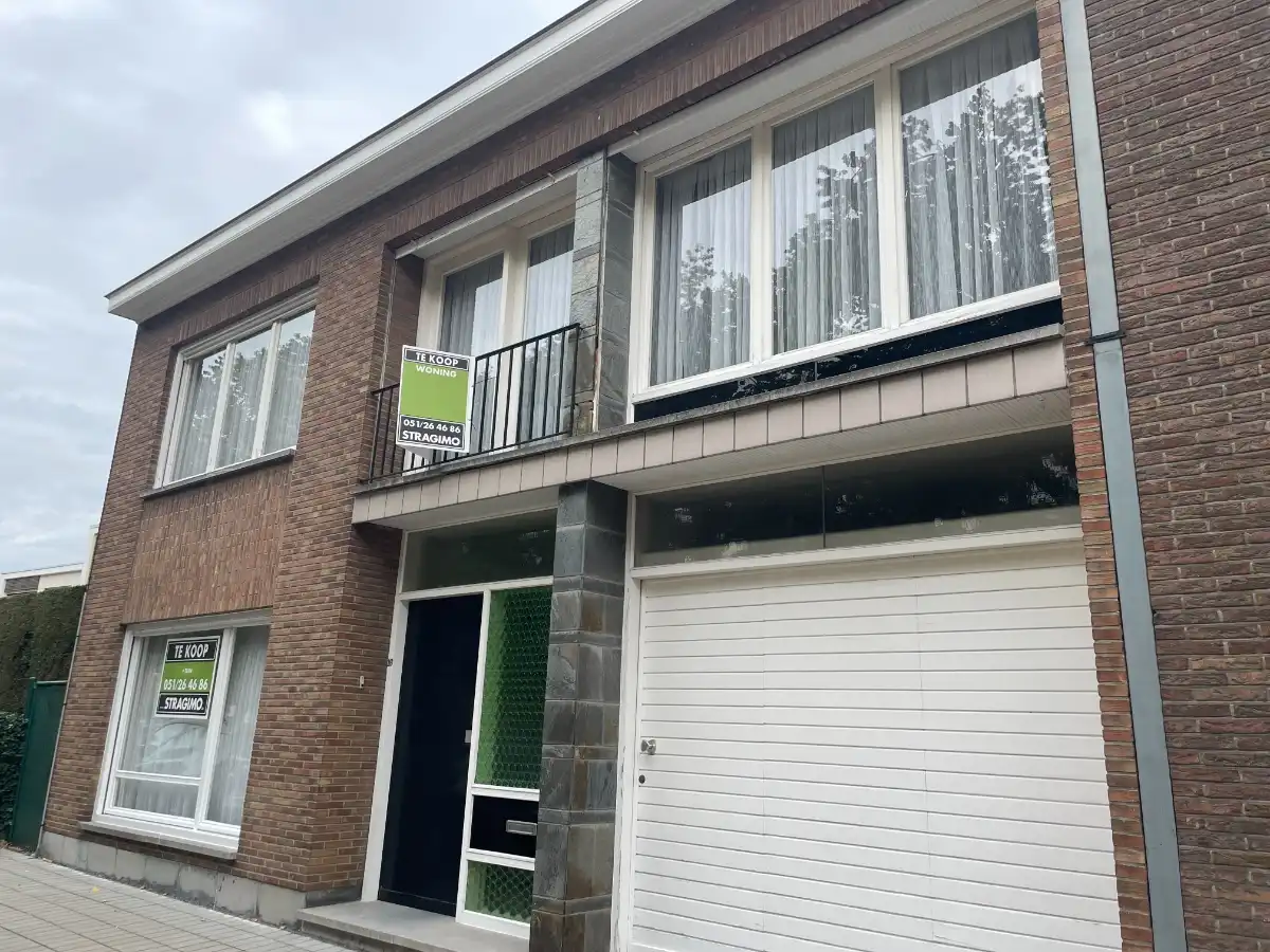 4-slpk EENGEZINSWONING + tuin foto 9