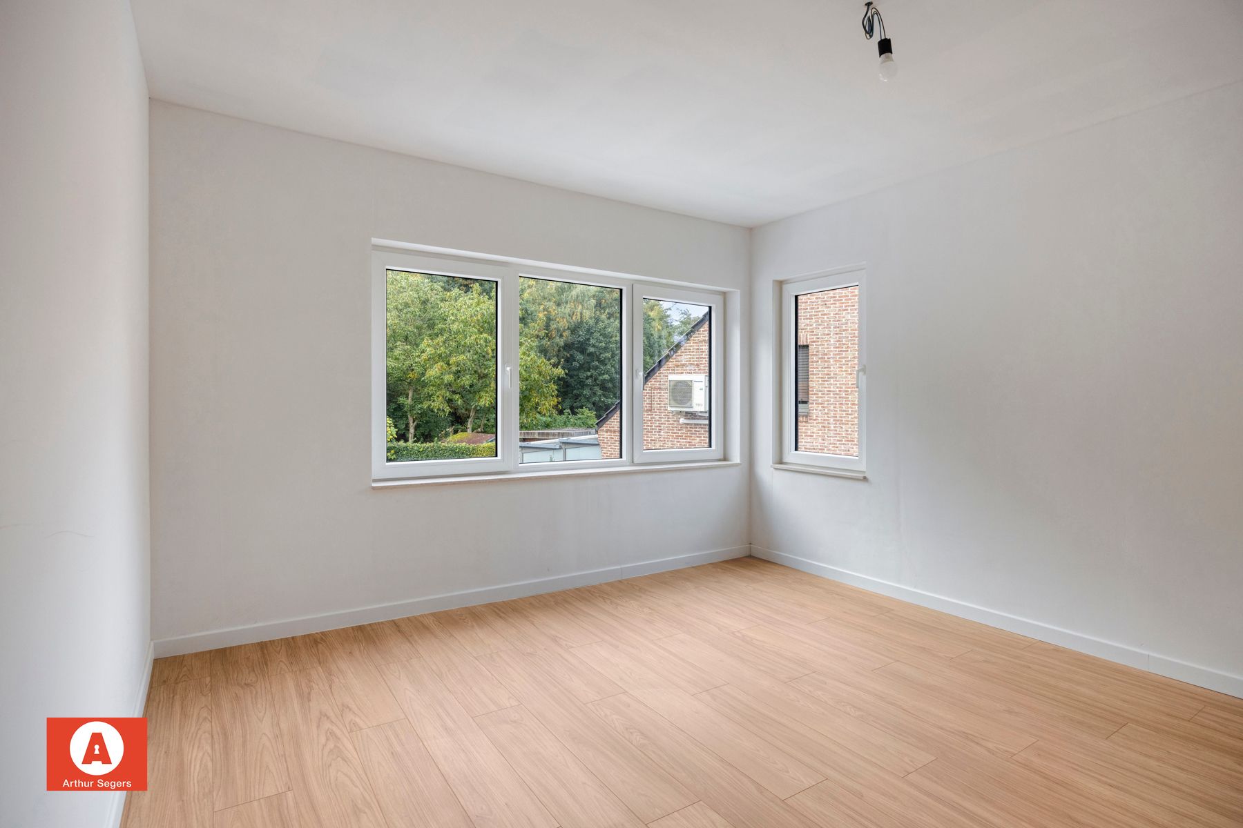 Totaal gerenoveerde woning met A-label foto 17