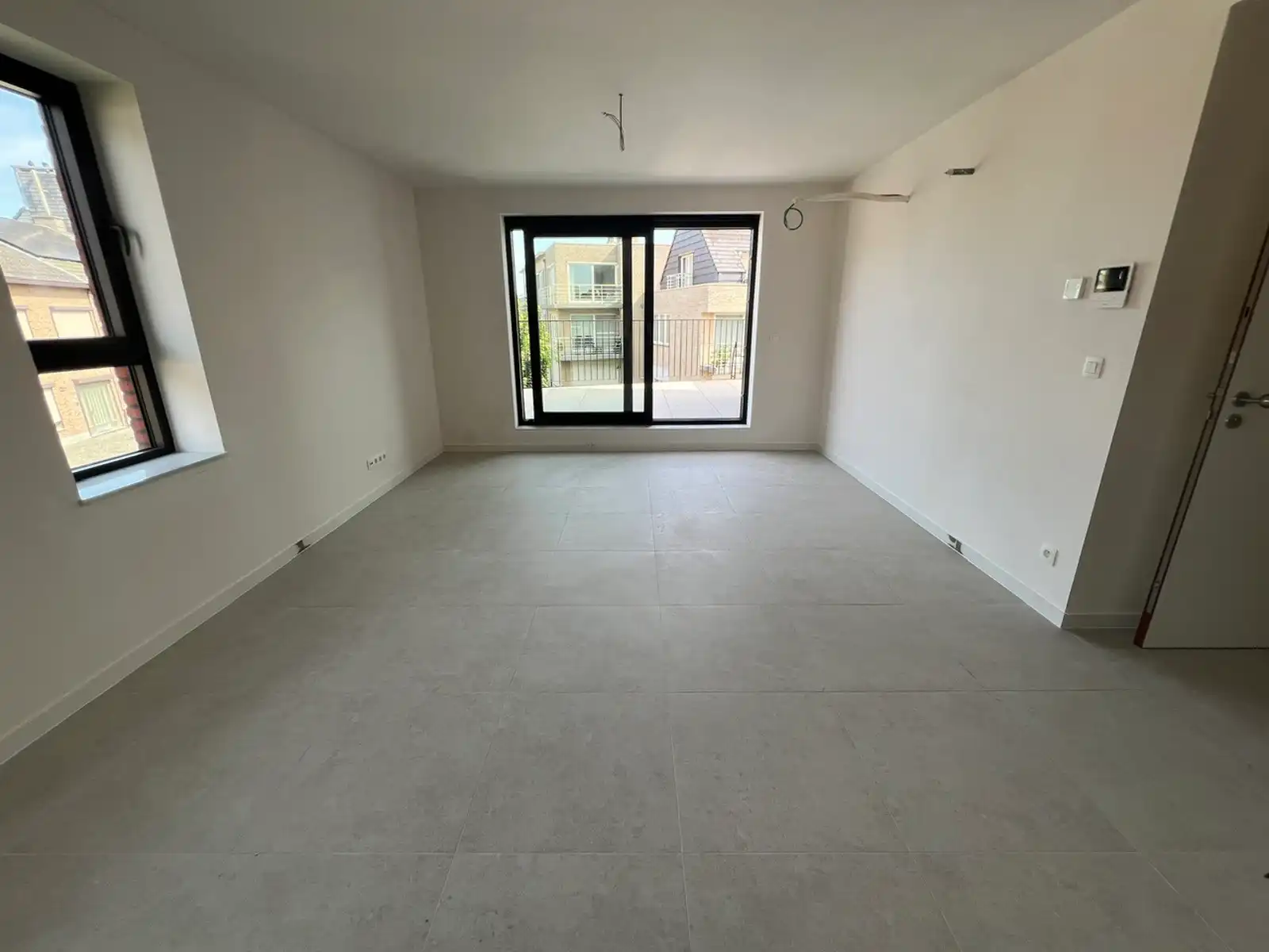 Nieuwbouwapp met 1 slpk, zuidgericht terras en parking foto 3