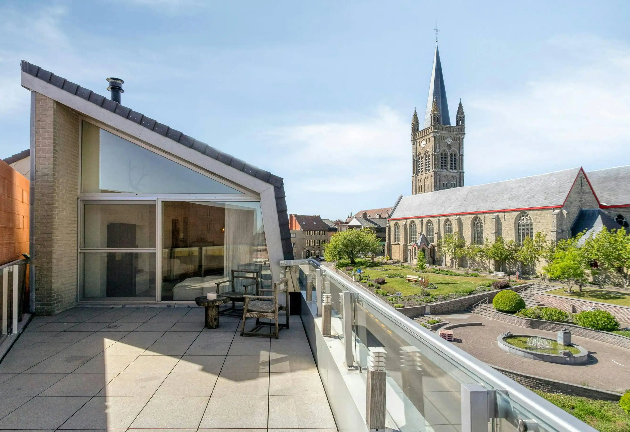 Dakappartement met uniek vergezicht in centrum Hooglede foto 2
