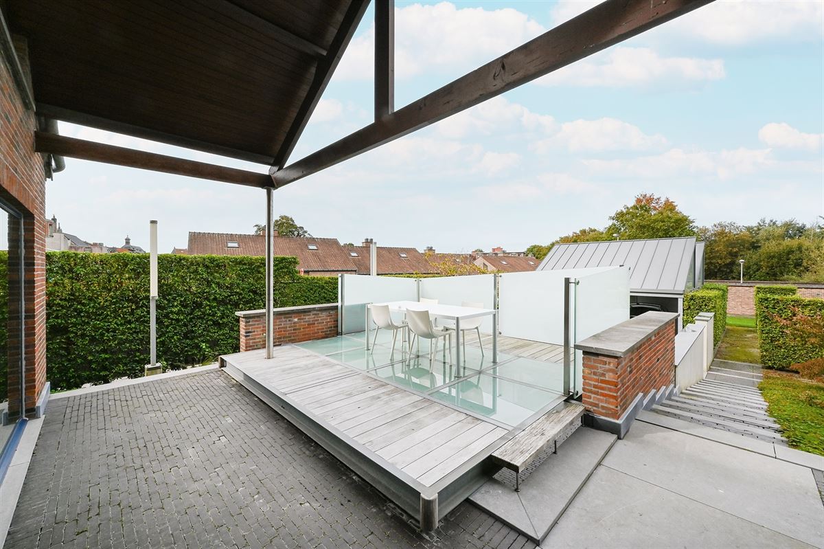Zeer ruime villa met mogelijkheid voor praktijk of zorgwoning foto 22