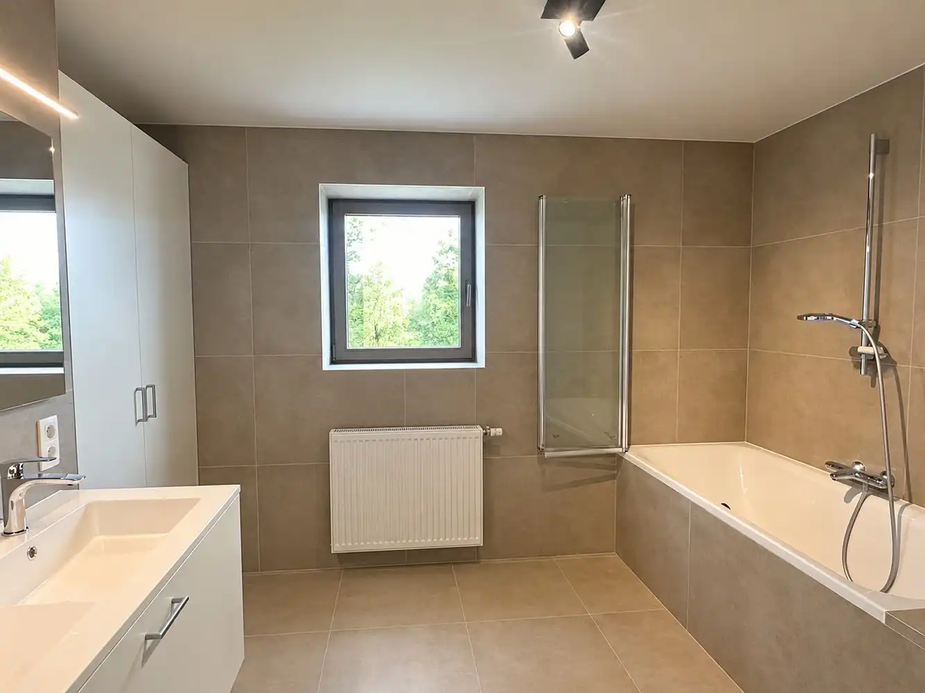 Prachtig appartement met 2 slaapkamers & terrassen in Lier! foto 5