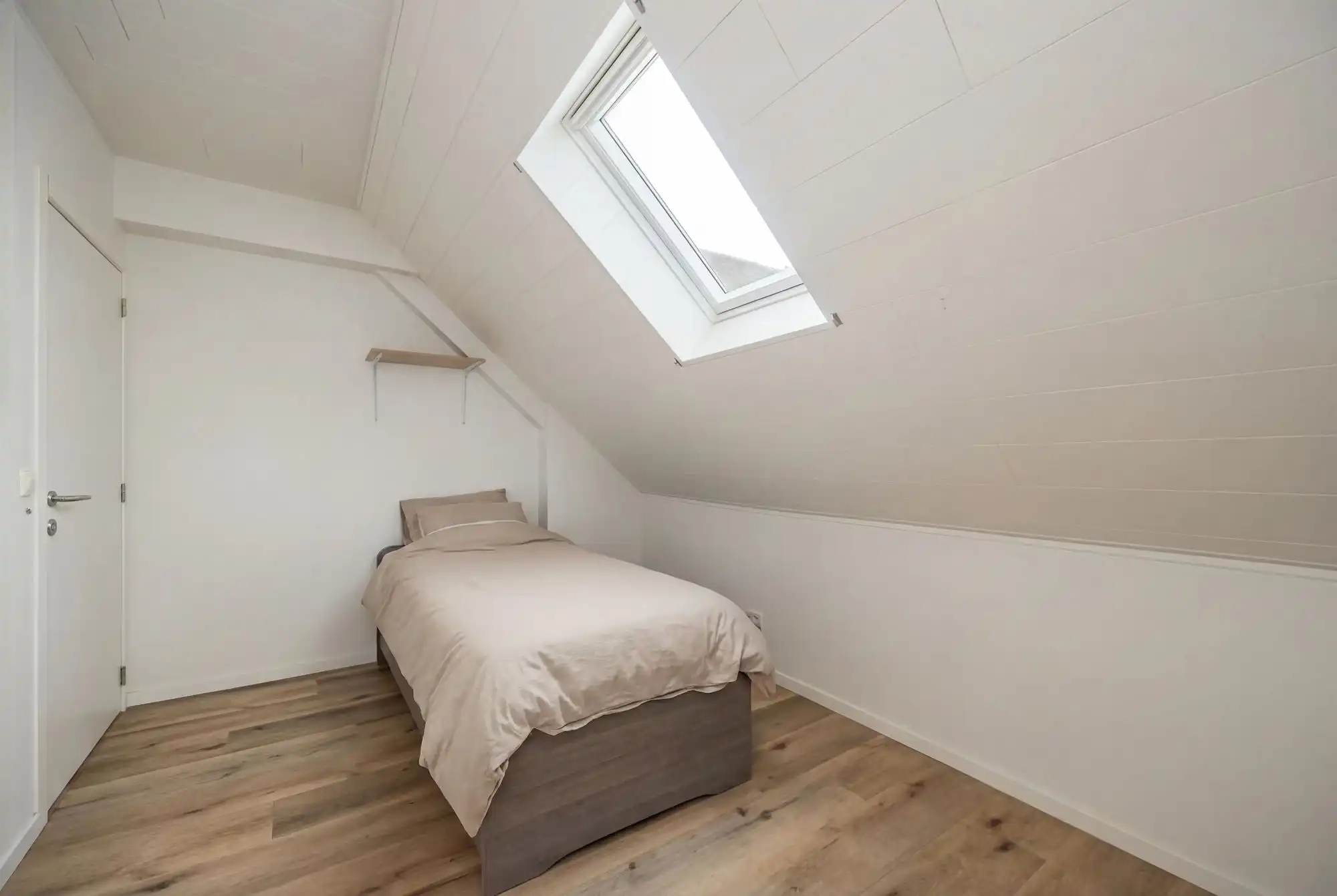 Duplexappartement met 2 slaapkamers en garagebox foto 8