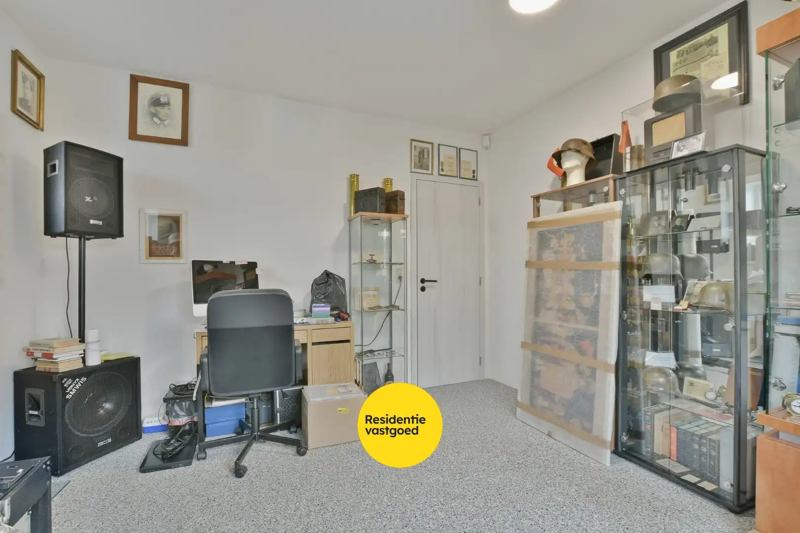 Instapklare en volledig gerenoveerde bungalow met 3 slaapkamers, tuin en garage vlak bij bos en centrum van De Haan foto 19