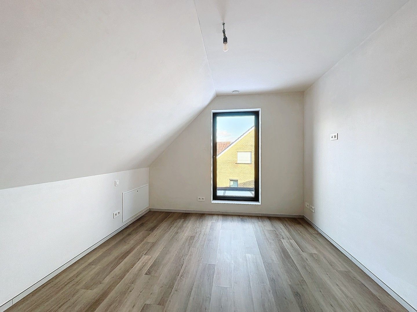 100% Instapklare en riante nieuwbouw villa. foto 7